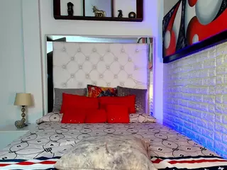 anielli69hot's Live Sex Cam Show