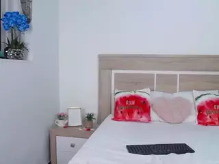 AylinRoss's Live Sex Cam Show