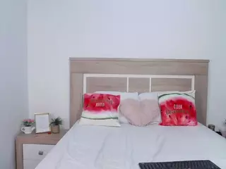 AylinRoss's Live Sex Cam Show