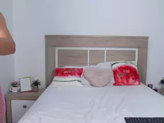 AylinRoss's Live Sex Cam Show