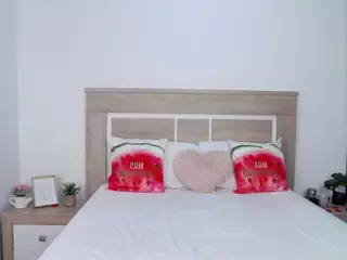 AylinRoss's Live Sex Cam Show