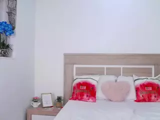 AylinRoss's Live Sex Cam Show