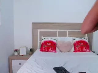 AylinRoss's Live Sex Cam Show