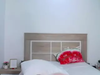 AylinRoss's Live Sex Cam Show