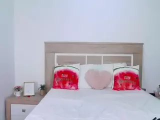 AylinRoss's Live Sex Cam Show