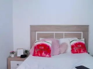 AylinRoss's Live Sex Cam Show