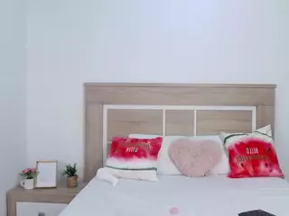 AylinRoss's Live Sex Cam Show