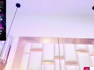 IvonneMorris's Live Sex Cam Show