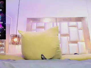 IvonneMorris's Live Sex Cam Show