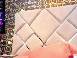 IvonneMorris's Live Sex Cam Show