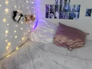 YunaPeace's Live Sex Cam Show