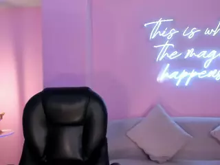 DonnaStonne's Live Sex Cam Show