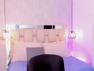 Alice-Massie1's Live Sex Cam Show
