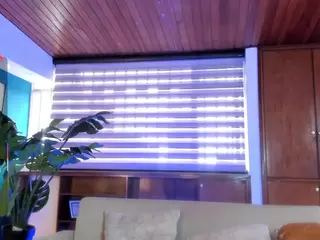 Isabellaa-Joness's Live Sex Cam Show