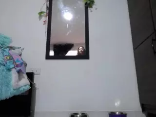 Littlelua's Live Sex Cam Show