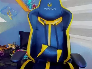 Littlelua's Live Sex Cam Show