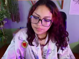 Littlelua's Live Sex Cam Show