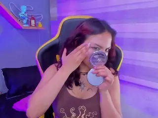 Littlelua's Live Sex Cam Show