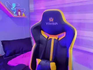 Littlelua's Live Sex Cam Show