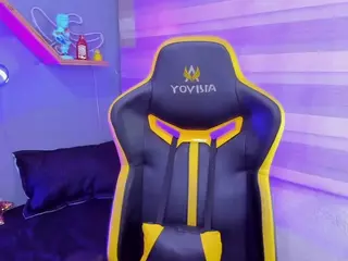 Littlelua's Live Sex Cam Show