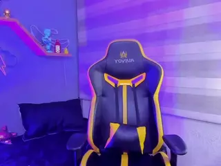 Littlelua's Live Sex Cam Show