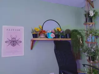 Littlelua's Live Sex Cam Show