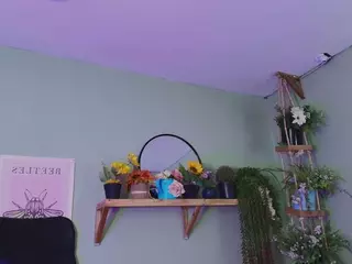 Littlelua's Live Sex Cam Show