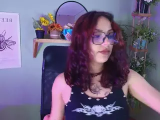 Littlelua's Live Sex Cam Show