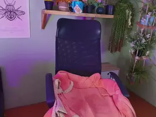 Littlelua's Live Sex Cam Show