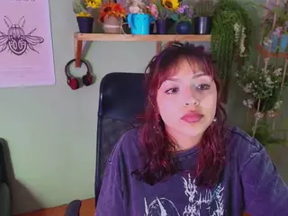 Littlelua's Live Sex Cam Show