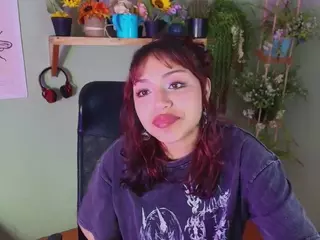 Littlelua's Live Sex Cam Show