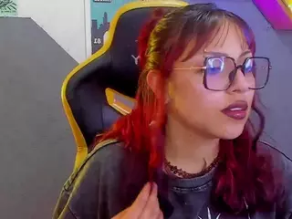 Littlelua's Live Sex Cam Show