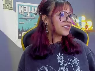 Littlelua's Live Sex Cam Show