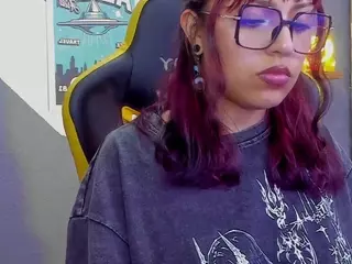 Littlelua's Live Sex Cam Show