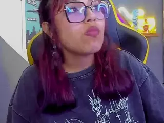 Littlelua's Live Sex Cam Show
