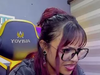 Littlelua's Live Sex Cam Show