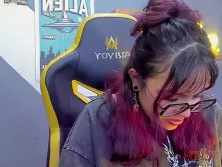 Littlelua's Live Sex Cam Show