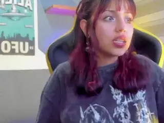 Littlelua's Live Sex Cam Show