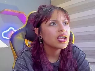Littlelua's Live Sex Cam Show