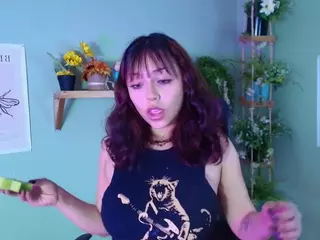 Littlelua's Live Sex Cam Show