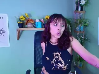 Littlelua's Live Sex Cam Show