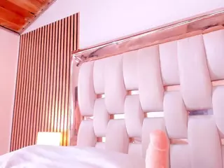 hazel-ross-tcw's Live Sex Cam Show