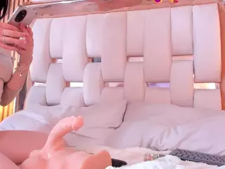 hazel-ross-tcw's Live Sex Cam Show