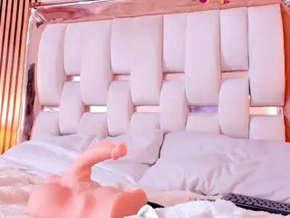 hazel-ross-tcw's Live Sex Cam Show