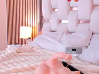 hazel-ross-tcw's Live Sex Cam Show