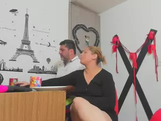 Hotandfierylatinos2024's Live Sex Cam Show