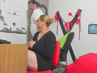 Hotandfierylatinos2024's Live Sex Cam Show