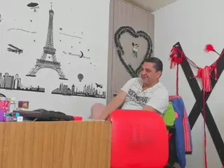 Hotandfierylatinos2024's Live Sex Cam Show