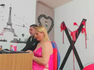 Hotandfierylatinos2024's Live Sex Cam Show