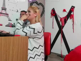 Hotandfierylatinos2024's Live Sex Cam Show